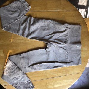 Gymshark Energy Seamless Plus Taupe Leggings